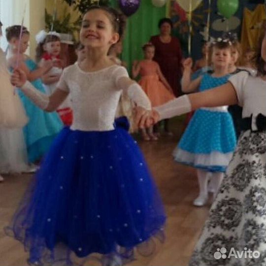 Шью одежду (швея)