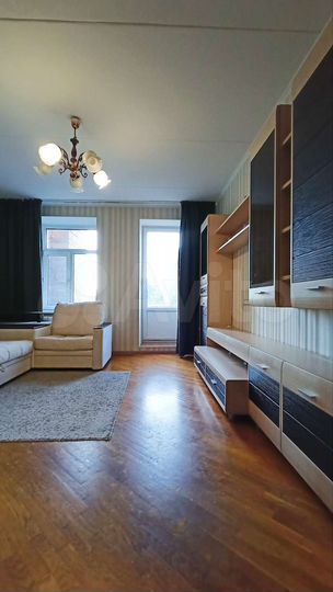 2-к. квартира, 75 м², 2/10 эт.
