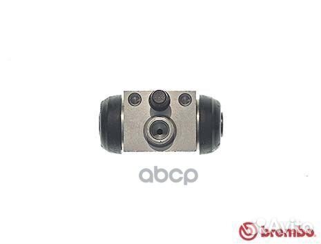 Цилиндр тормозной рабочий зад A12C17 Brembo
