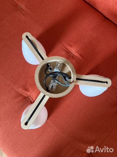 Лампа потолочная