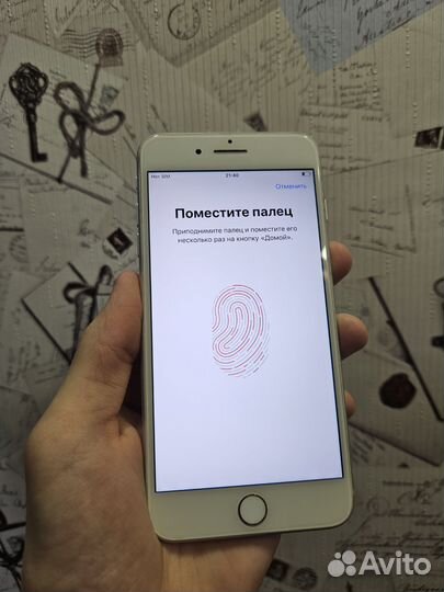 iPhone 8 Plus, 64 ГБ
