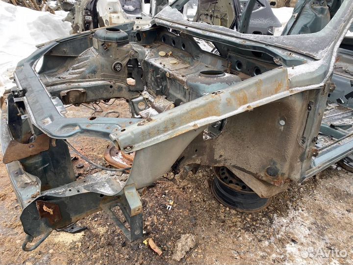 Четверть кузова передний левый LADA 2172 хэтчбек