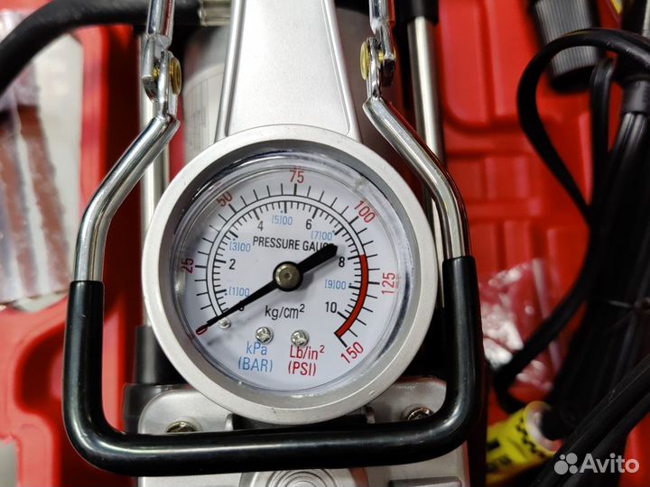 Компрессор автомобильный двухпоршневой новый