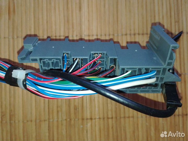 Блок предохранителей Mazda 6 GG 2002-2005