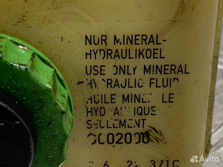 Бачок жидкости гур Audi Q7 4L 3.0 diesel