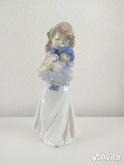 Статуэтка Nao by Lladro 