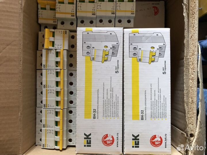 Выключатель нагрузки 2п вн-32 63А (MNV10-2-063)