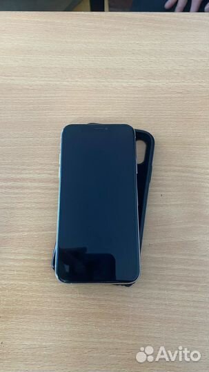 iPhone Xs, 64 ГБ