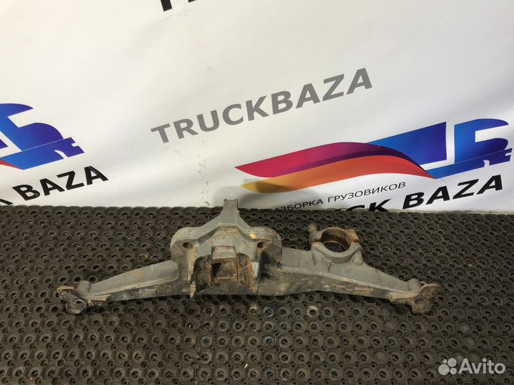 1778751 Кронштейн пневморессоры правый