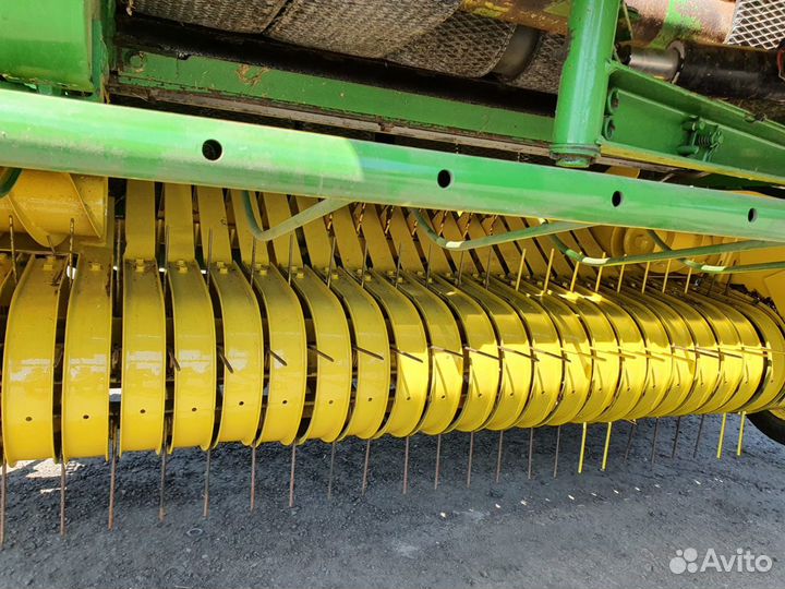 Пресс-подборщик John Deere 550, 1998