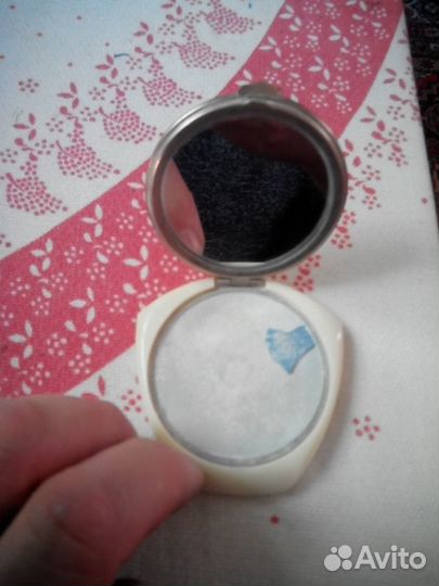 Пудреница времён СССР (отл. состояние)