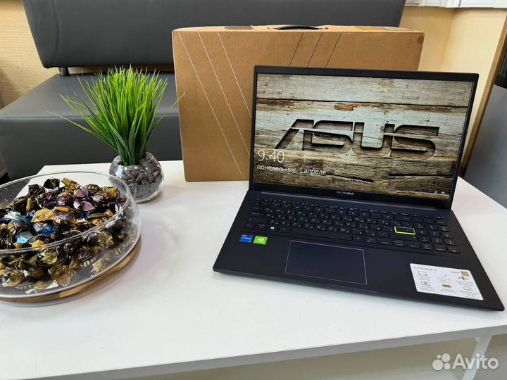 VivoBook Core i5 1135 Nvidia MX 330 SSD 512