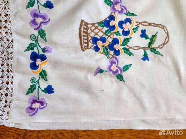 Рушник и книга