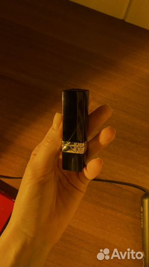 Помада dior