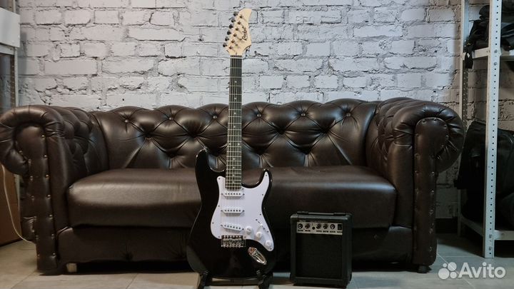 Электрогитара Stratocaster + Комбик (Комплекты)