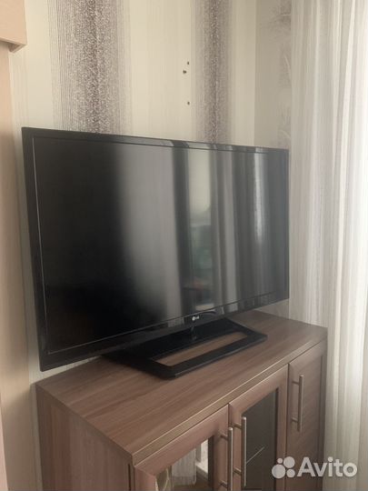 Телевизор LG 42