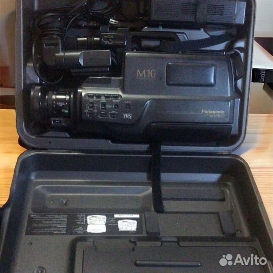 Видеокамера panasonic m10