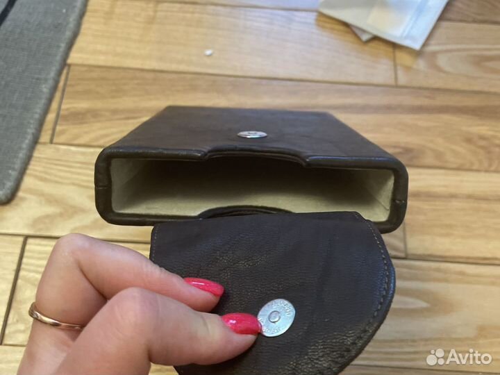 Жесткий чехол для электронной книги