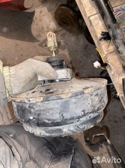 Вакумник Mitsubishi space wagon 2