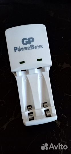 Зарядное устройство GP аа + ааа