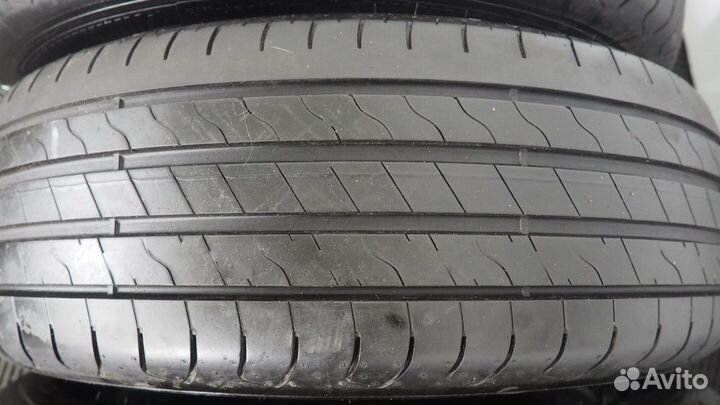 Goodyear EfficientGrip Performance 2 215/65 R16 98V