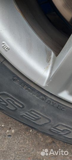 Bridgestone Dueler A/T 285/60 R18