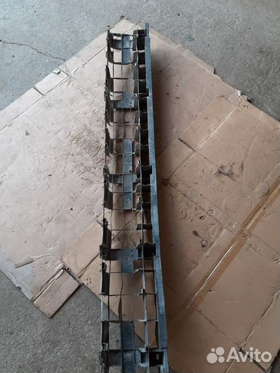 Усилитель заднего бампера Фольксваген Пассат Б3