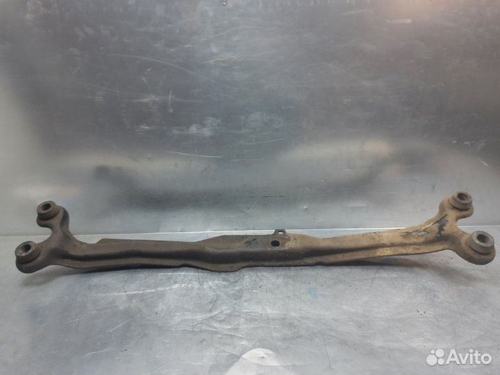 Балка передняя поперечная Volkswagen Passat B3