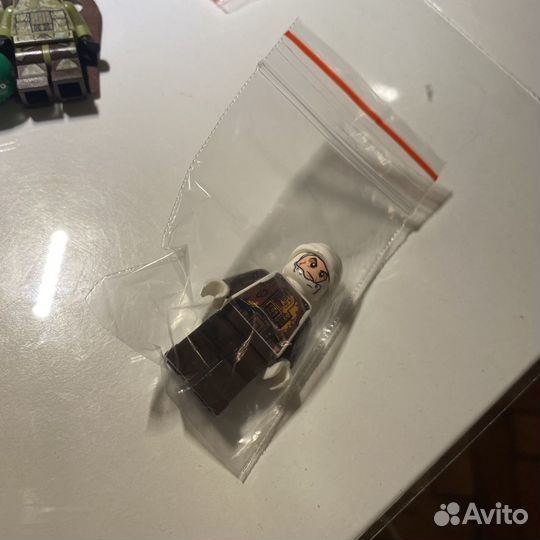 Фигурка лего