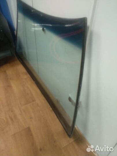 Лобовое стекло volkswagen bora(2004)