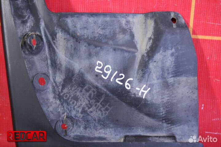 Брызговик передний левый Toyota Land Cruiser Prado