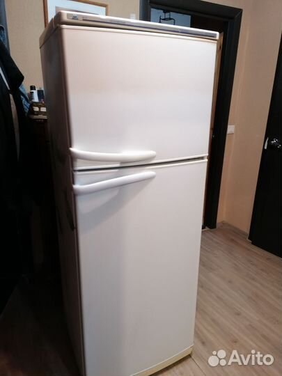 Холодильник б/у Атлант двухкамерный