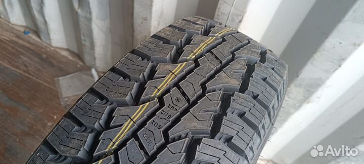 Nokian Tyres Rotiiva AT Plus 265/70 R17