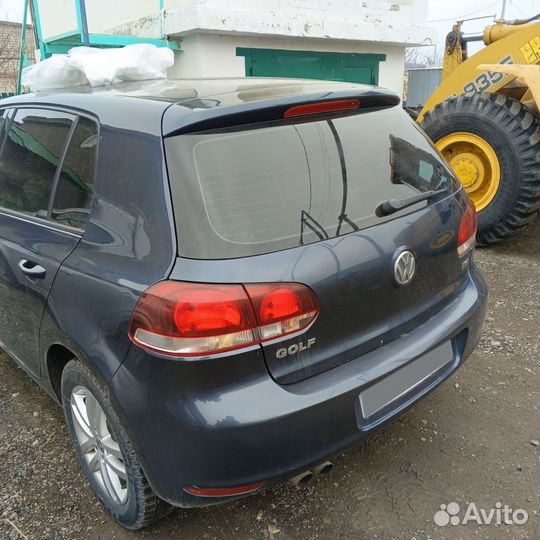 Volkswagen Golf 1.4 МТ, 2010, битый, 289 000 км