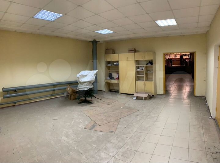 Сдам торговое помещение, 130 м²