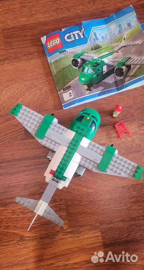 Самолёт lego 60101