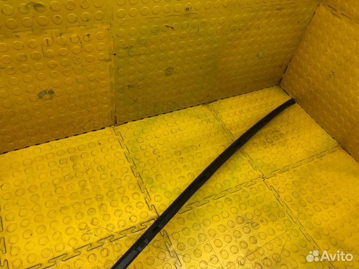 Молдинг лобового стекла левый Kia K5 G4NA 2021