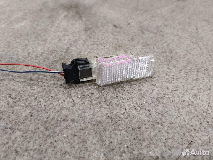 Плафон подсветки багажника для Skoda Octavia A5