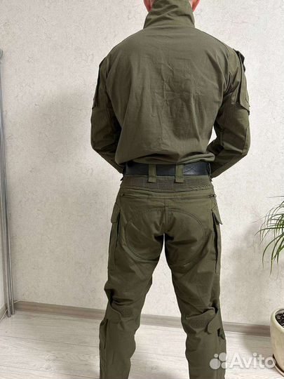 Тактический боевой костюм