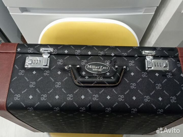 Дипломат кейс чемодан универсальный