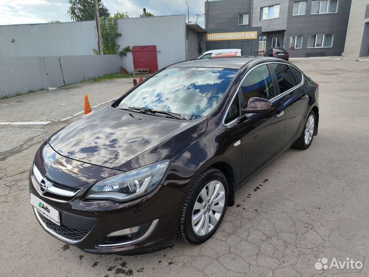 Opel Astra 1.4 AT, 2013, битый, 109 500 км