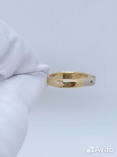 Золотое кольцо с камнем 16,5р