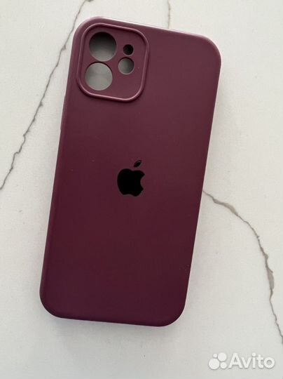 Чехол на iPhone 12