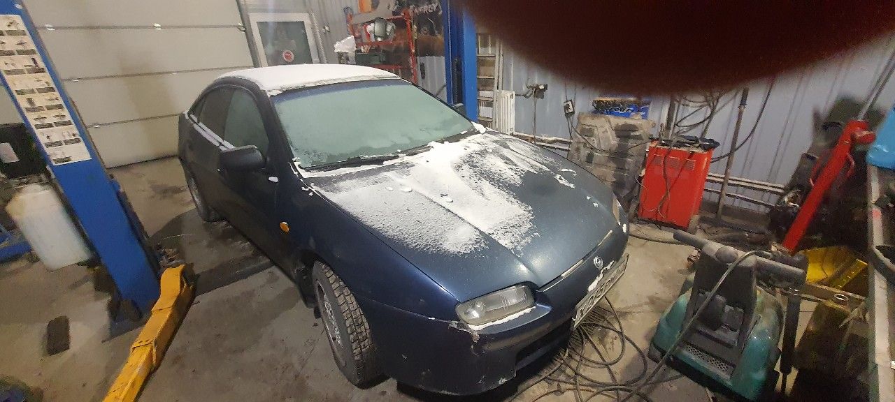 Mazda 323: фото владельца