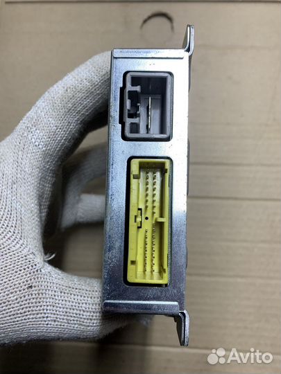 Блок активного стабилизатора Land Rover Range