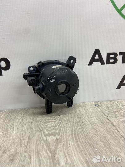 Фара противотуманная правая Bmw 3-Series седан