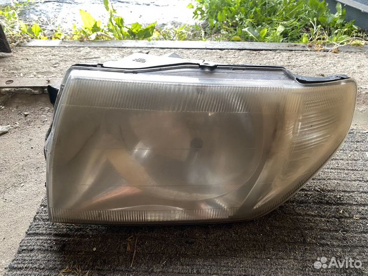 Фары передние mitsubishi pajero io pinin оригинал