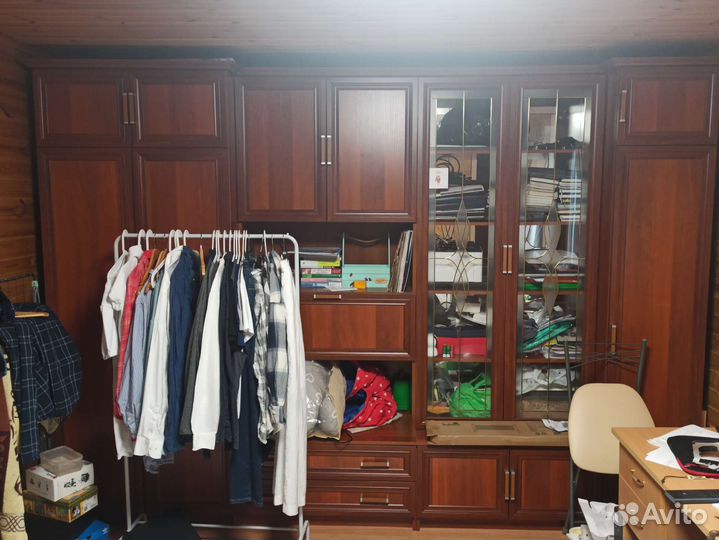 Шкаф стенка