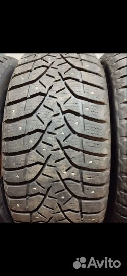 Bridgestone Blizzak Spike-02 SUV 275/55 R20 117T