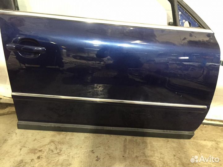 Дверь передняя правая Vw Passat B5